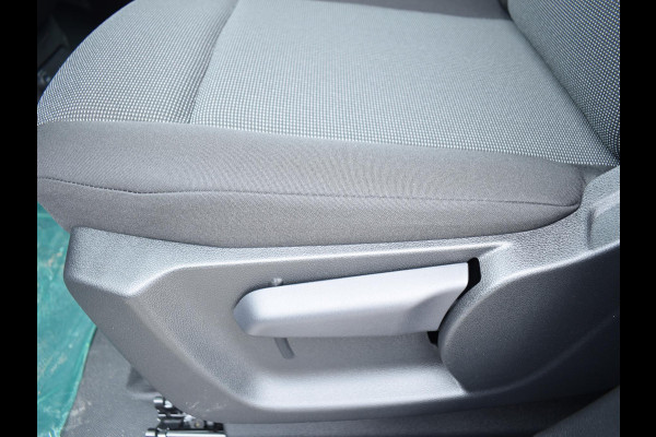 Opel Combo Electric 136 L1 50kWh | BETIMMERING | CAMERA + SENSOREN | NAVIGATIE
