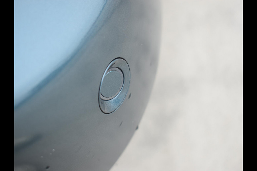 Opel Combo Electric 136 L1 50kWh | BETIMMERING | CAMERA + SENSOREN | NAVIGATIE