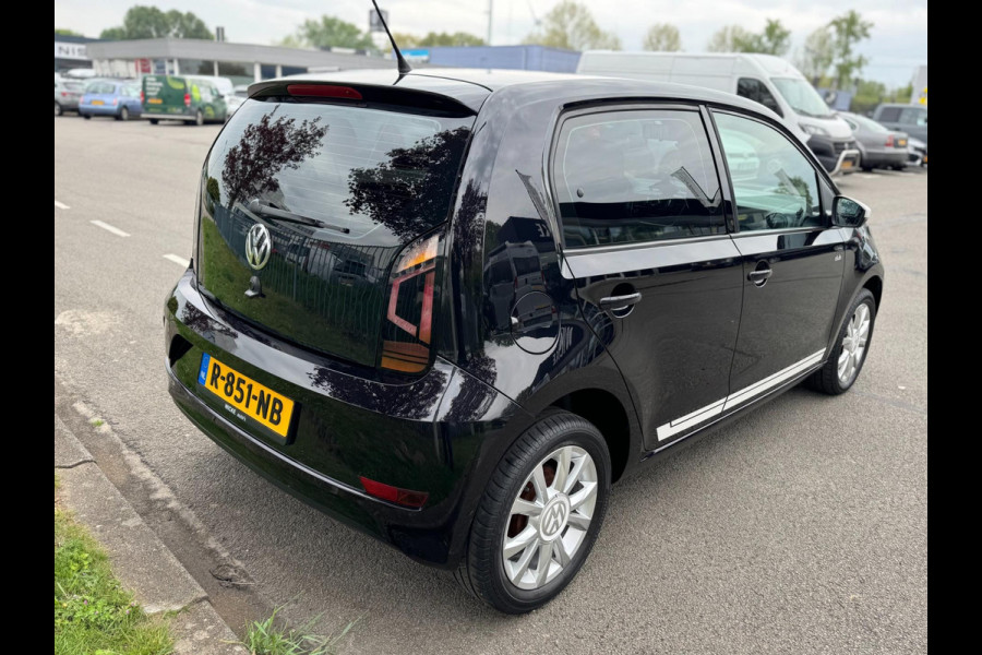 Volkswagen up! 1.0 BMT high up! CLUB Airco Bluetooth 5 deurs 75 PK
