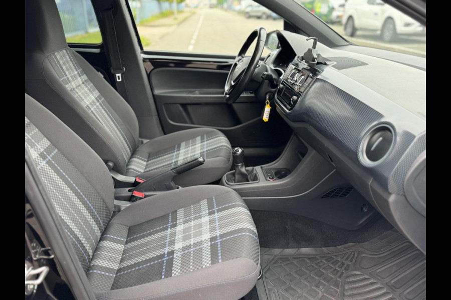 Volkswagen up! 1.0 BMT high up! CLUB Airco Bluetooth 5 deurs 75 PK