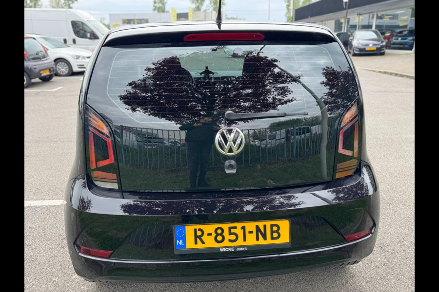 Volkswagen up! 1.0 BMT high up! CLUB Airco Bluetooth 5 deurs 75 PK