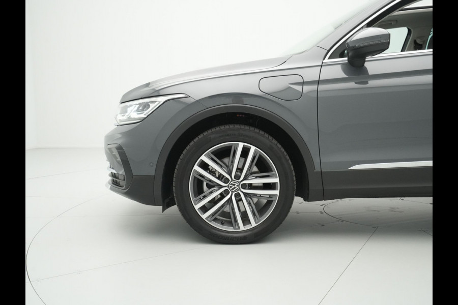 Volkswagen Tiguan 1.4 TSI 245pk eHybrid Elegance Panorama Camera Side Assist Matrix Led 158
