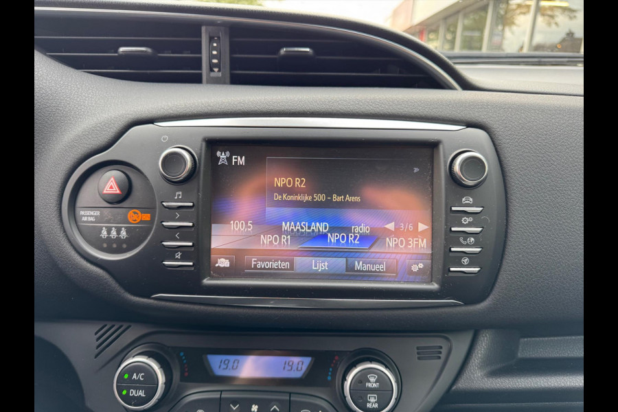 Toyota Yaris 1.5 Hybrid Y20 | Cruise control, Stoelverwarming, Safety Sense
