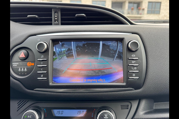 Toyota Yaris 1.5 Hybrid Y20 | Cruise control, Stoelverwarming, Safety Sense