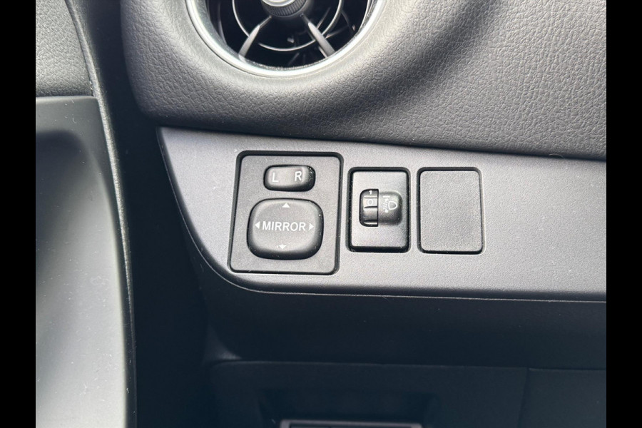 Toyota Yaris 1.5 Hybrid Y20 | Cruise control, Stoelverwarming, Safety Sense