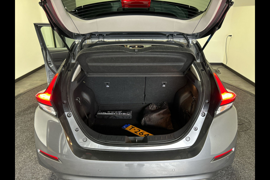 Nissan Leaf N-Connecta 39 kWh | Stoelverwarming | Rondomzicht camera | Adaptive cruise control | SoH ( batterijtest ) 93.8 % score