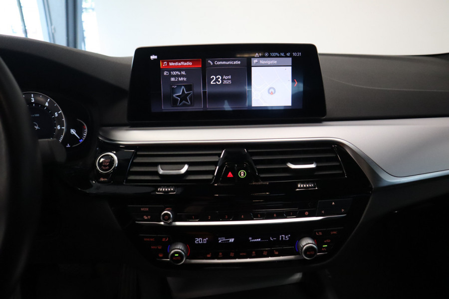 BMW 5 Serie 520i Corporate Lease High Executive Connect drive Navigatie PDC Cruise Control 18LMV Vol Leder