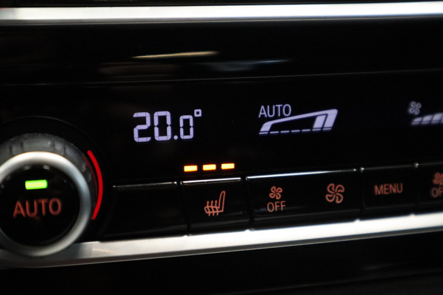 BMW 5 Serie 520i Corporate Lease High Executive Connect drive Navigatie PDC Cruise Control 18LMV Vol Leder