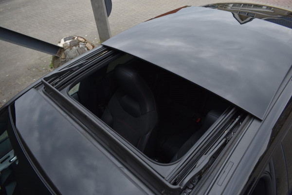Mercedes-Benz CLA-Klasse Shooting Brake 200 AMG NIGHT | SFEERVERLICHTING | PANORAMADAK | MEMORY SEATS | PREMIUM SOUND | CAMERA