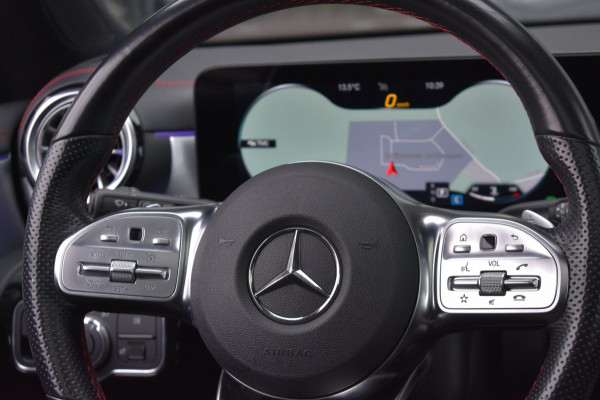 Mercedes-Benz CLA-Klasse Shooting Brake 200 AMG NIGHT | SFEERVERLICHTING | PANORAMADAK | MEMORY SEATS | PREMIUM SOUND | CAMERA