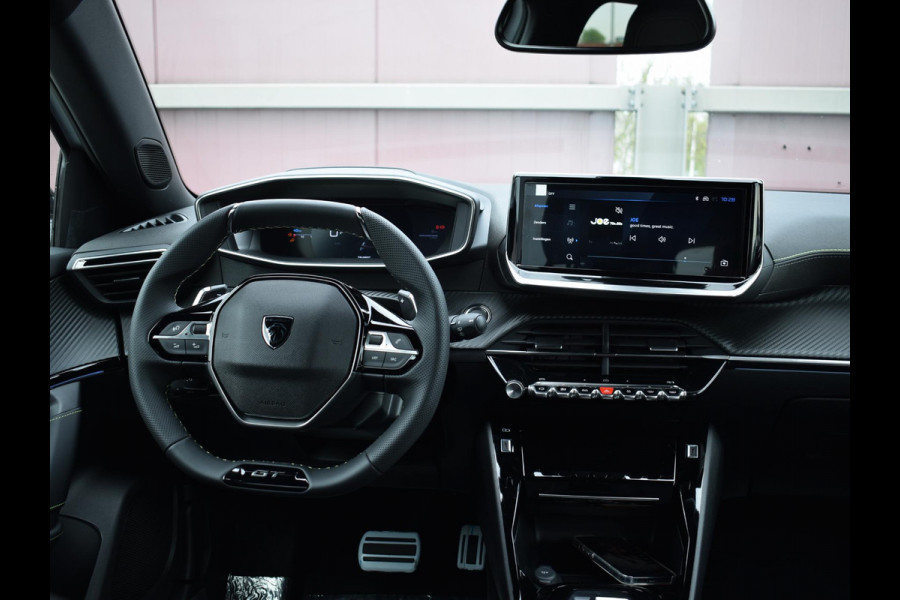 Peugeot 2008 1.2 Hybrid 136 GT | CAMERA + SENSOREN | CARPLAY | NAVI | ADAPTIVE C.C.