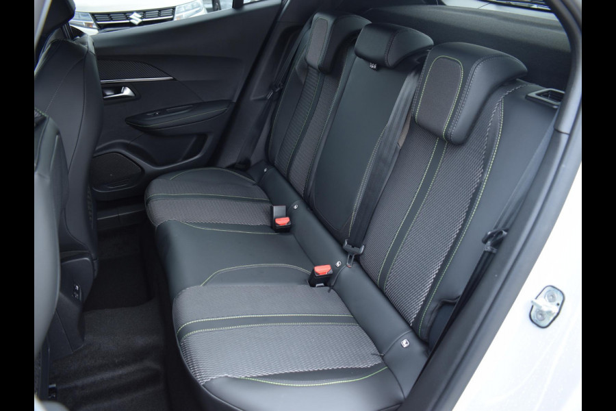 Peugeot 2008 1.2 Hybrid 136 GT | CAMERA + SENSOREN | CARPLAY | NAVI | ADAPTIVE C.C.