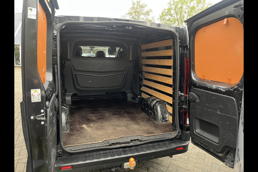 Fiat Talento 2.0 MultiJet L2H1 SX DC | SCI | 145pk| Dubbele Cabine | Trekhaak | Dub. Schuifdeur | Cruise control | Navigatie | Lichtmetaal | 5 zitplaatsen | Achteruitrijcamera | Apple Carplay / Android auto