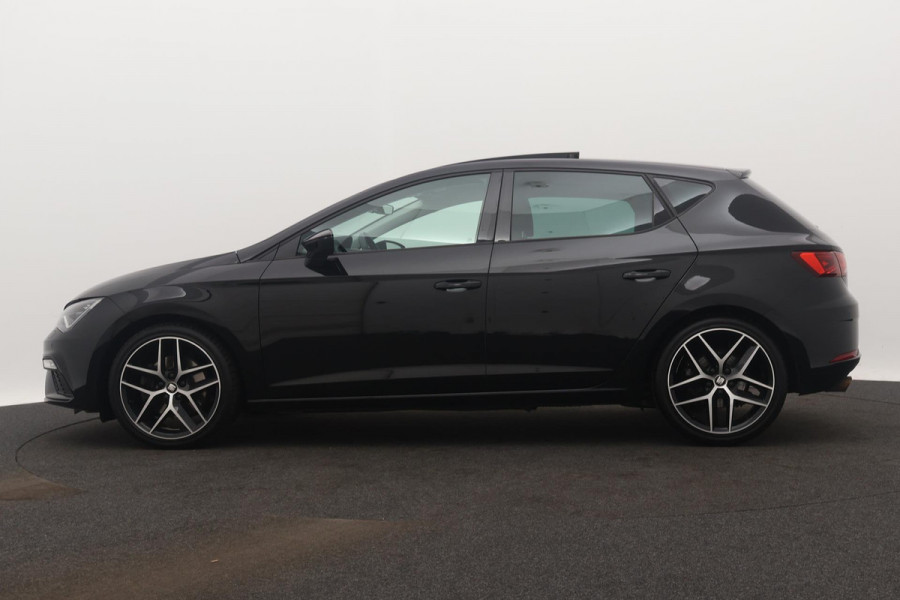 Seat Leon 2.0 TSI FR (PANORAMADAK, DIGITALE DASHBOARD, CARPLAY, BEATS, ADAPTIVE CRUISE, STOELVERWARMING, DEALER ONDERHOUDEN)