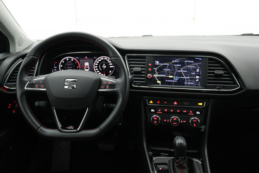 Seat Leon 2.0 TSI FR (PANORAMADAK, DIGITALE DASHBOARD, CARPLAY, BEATS, ADAPTIVE CRUISE, STOELVERWARMING, DEALER ONDERHOUDEN)