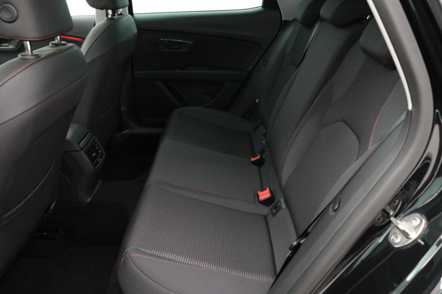Seat Leon 2.0 TSI FR (PANORAMADAK, DIGITALE DASHBOARD, CARPLAY, BEATS, ADAPTIVE CRUISE, STOELVERWARMING, DEALER ONDERHOUDEN)