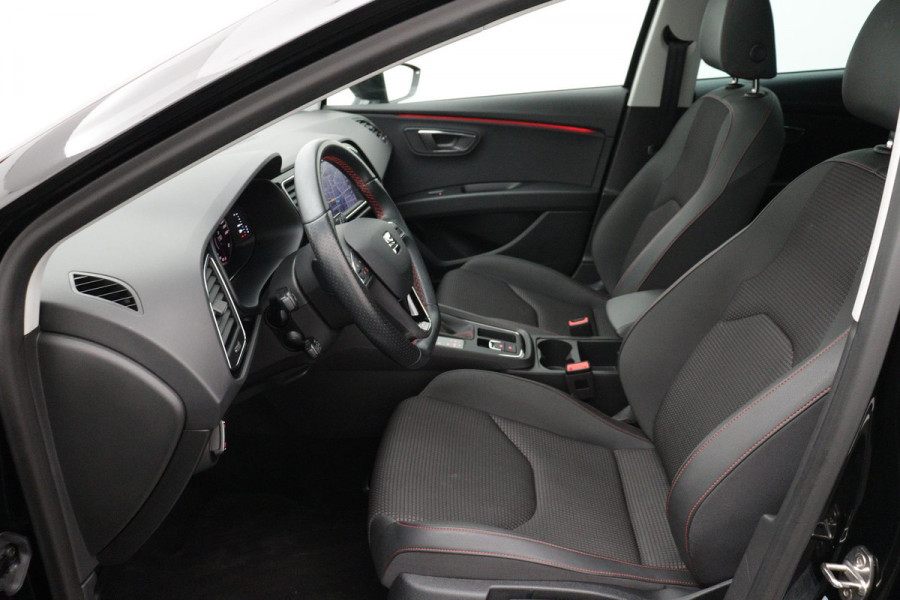 Seat Leon 2.0 TSI FR (PANORAMADAK, DIGITALE DASHBOARD, CARPLAY, BEATS, ADAPTIVE CRUISE, STOELVERWARMING, DEALER ONDERHOUDEN)