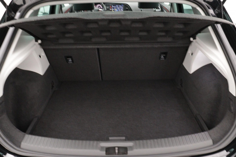 Seat Leon 2.0 TSI FR (PANORAMADAK, DIGITALE DASHBOARD, CARPLAY, BEATS, ADAPTIVE CRUISE, STOELVERWARMING, DEALER ONDERHOUDEN)