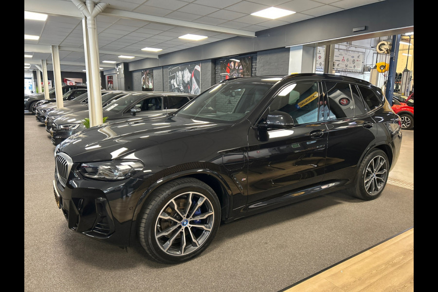 BMW X3 XDrive30e High Executive M-sport / sportstoelen / head-up/Panorama-dak