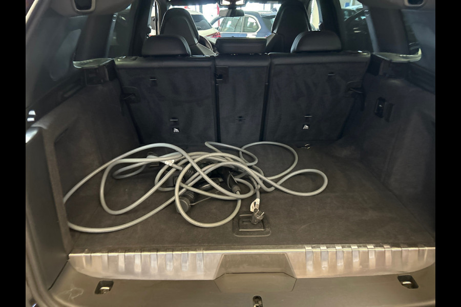 BMW X3 XDrive30e High Executive M-sport / sportstoelen / head-up/Panorama-dak
