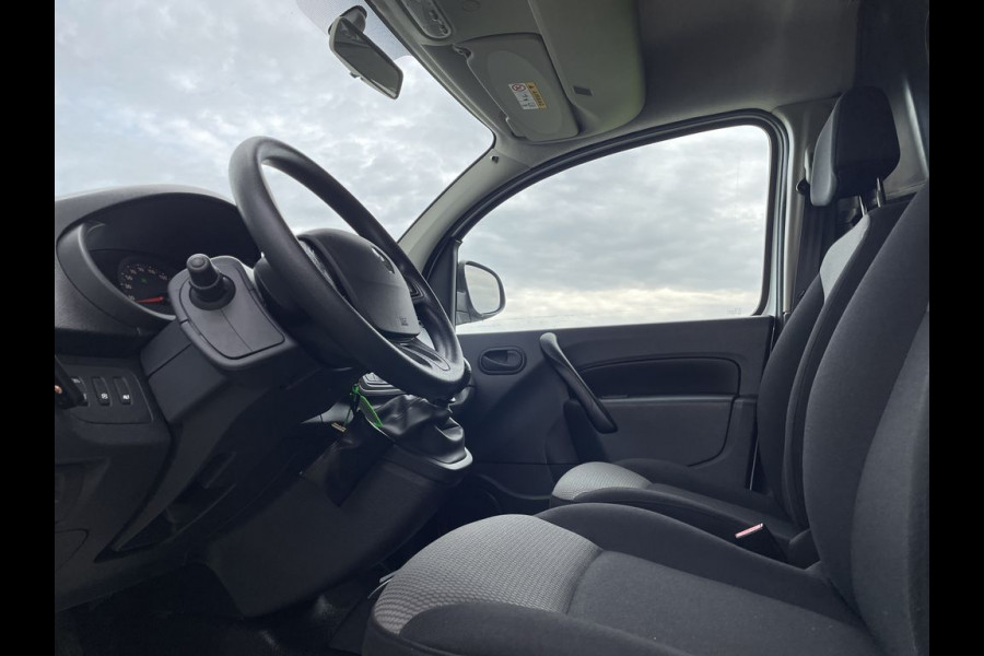 Renault Kangoo 1.5 dCi E6 110pk Maxi R-link Lease €143p/m Airco, Navi, PDC, Inrichting, onderhoudshistorie aanwezig