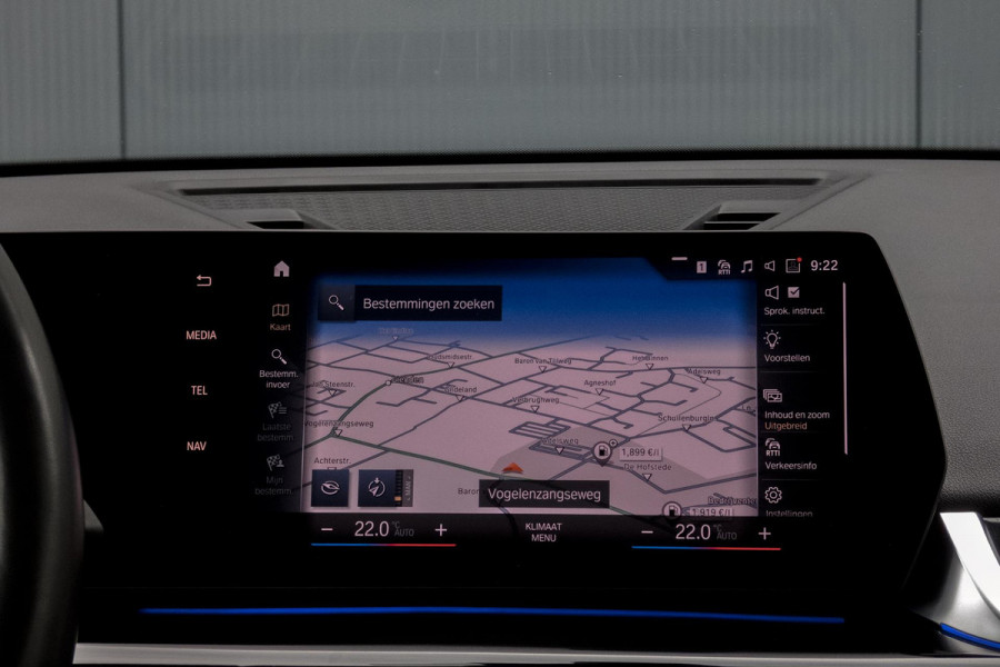 BMW X1 SDrive20i | TREKHAAK | ELEKTRISCHE VERSTAALBARE VOORSTOEL | CAMERA | LANE ASSIST