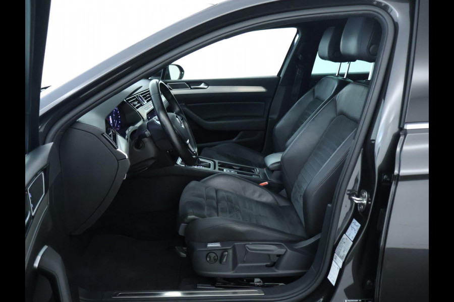 Volkswagen Passat Variant 1.4 TSI ACT Highline Business R-LINE