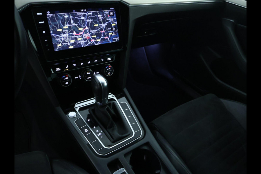 Volkswagen Passat Variant 1.4 TSI ACT Highline Business R-LINE