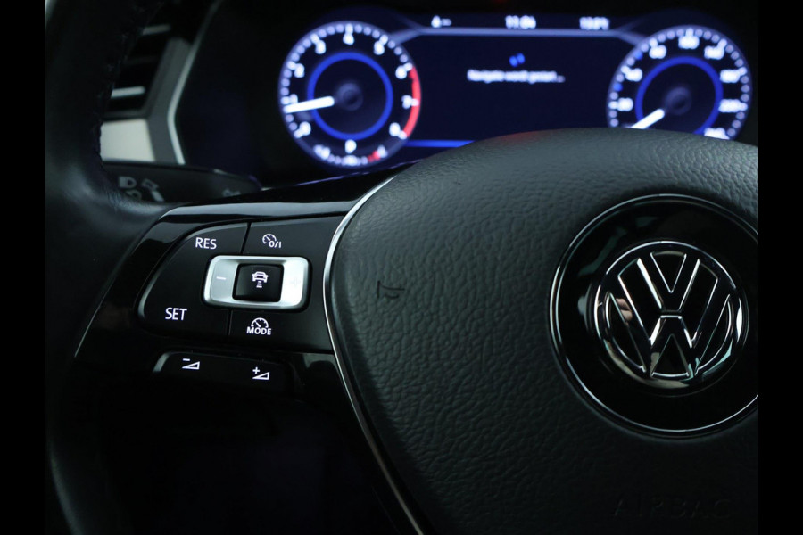 Volkswagen Passat Variant 1.4 TSI ACT Highline Business R-LINE