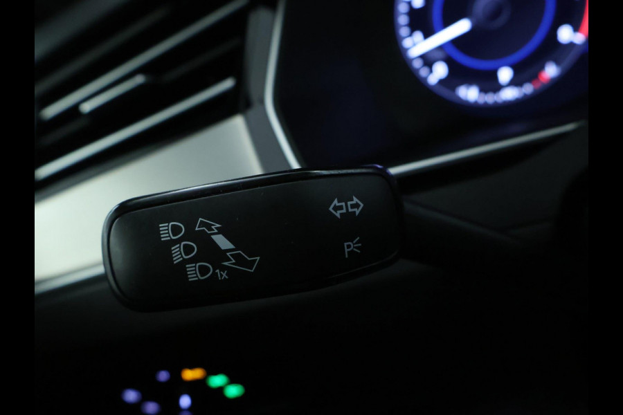 Volkswagen Passat Variant 1.4 TSI ACT Highline Business R-LINE
