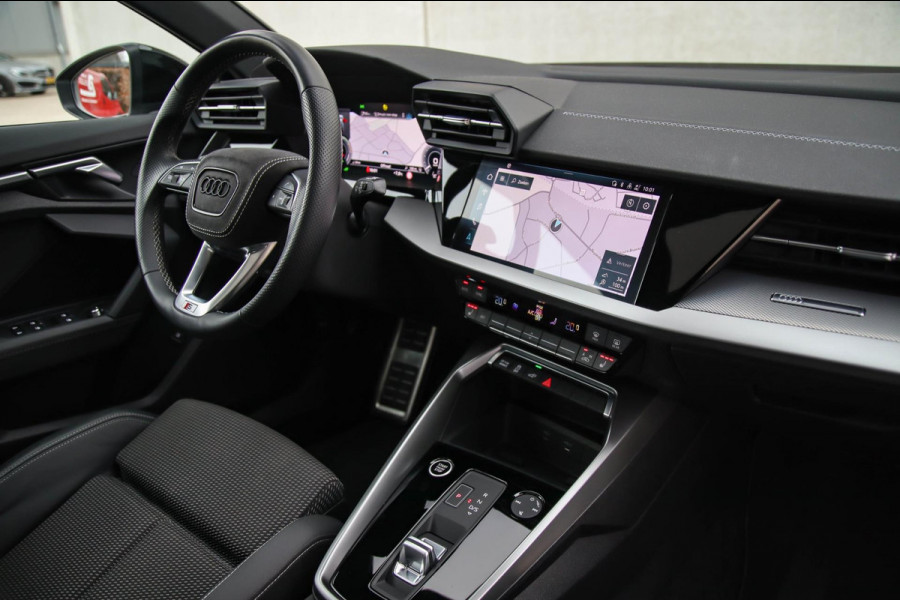 Audi A3 Sportback 40 TFSI e PHEV S Edition S-line 204pk S-Tronic! Panoramadak|Virtual Cockpit|Kuipstoelen|LED Matrix|Camera|Black
