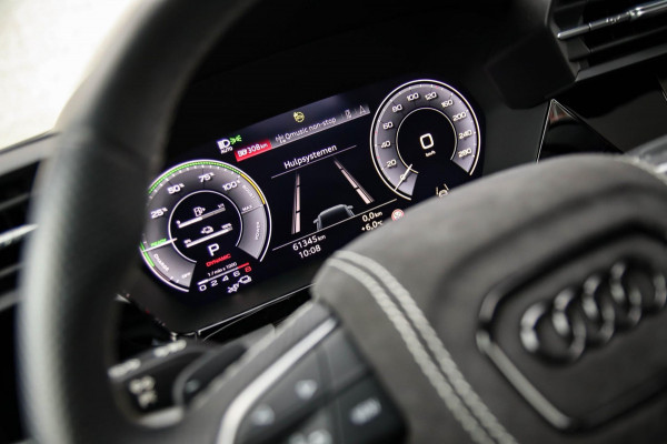 Audi A3 Sportback 40 TFSI e PHEV S Edition S-line 204pk S-Tronic! Panoramadak|Virtual Cockpit|Kuipstoelen|LED Matrix|Camera|Black