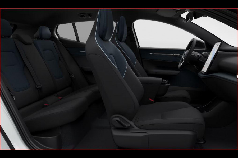 Volvo EX30 272PK Ext. Range Plus Nu van €47.827 Voor €40.327! / Adaptieve Cruise Control/ Dodehoek Detectie / Parkeersensoren/ Achteruitrijcamera/ Warmtepomp/ Google Services/