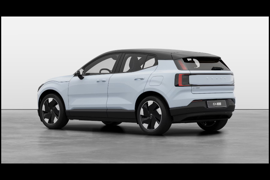 Volvo EX30 272PK Ext. Range Plus Nu van €47.150 Voor €39.650! / Adaptieve Cruise Control/ Dodehoek Detectie / Parkeersensoren/ Achteruitrijcamera/ Warmtepomp/ Google Services/