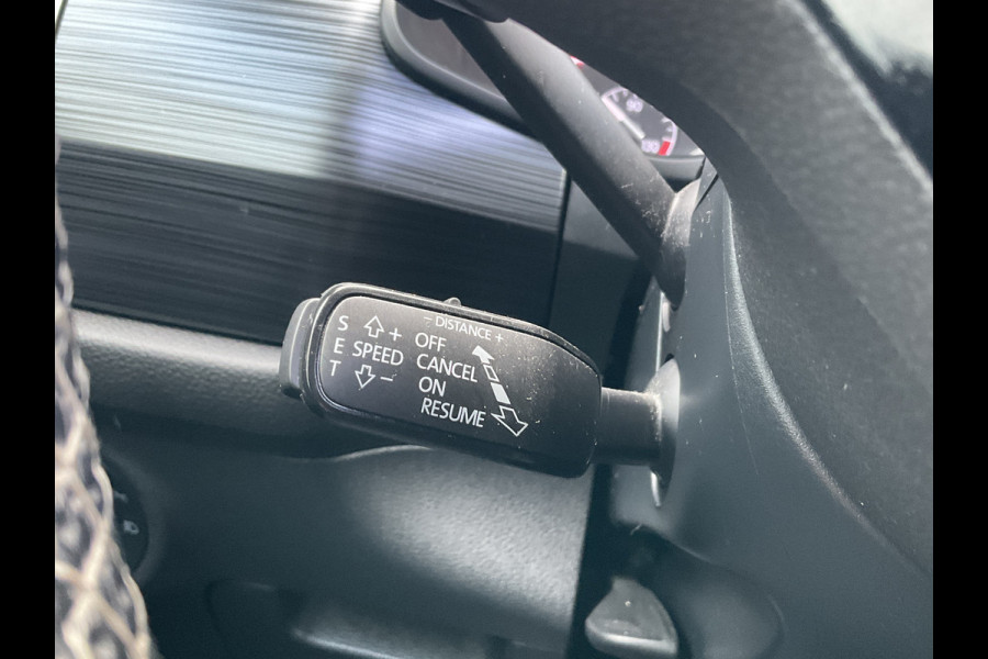 Škoda Kodiaq 1.5 TSI Business Edition Automaat Pano Trekhaak Canton-Sound Elek.klep Nav/Cam!