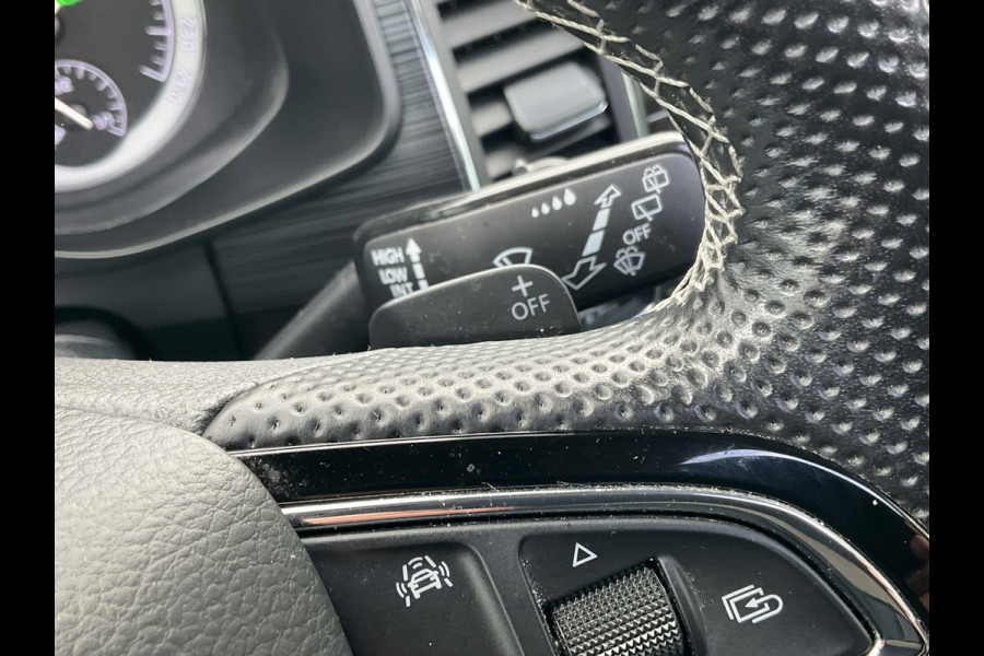 Škoda Kodiaq 1.5 TSI Business Edition Automaat Pano Trekhaak Canton-Sound Elek.klep Nav/Cam!