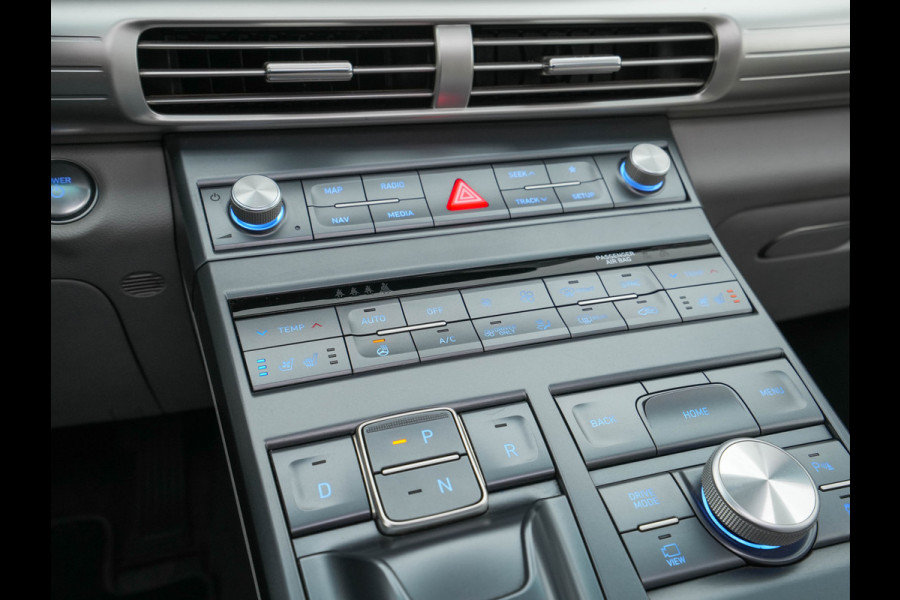 Hyundai NEXO FCEV Plus Pack [ HYDROGENIUM ] (INCL-BTW) (WATERSTOF) *PANO | NAPPA-FULL-LEATHER | NAVI-FULLMAP | ADAPT.CRUISE |  FULL-LED | KEYLESS | DAB |  KRELL-AUDIO | WIDESCREEN-COCKPIT | SURROUND-VIEW | SHIFT-PADDLES | COMFORT-SEATS