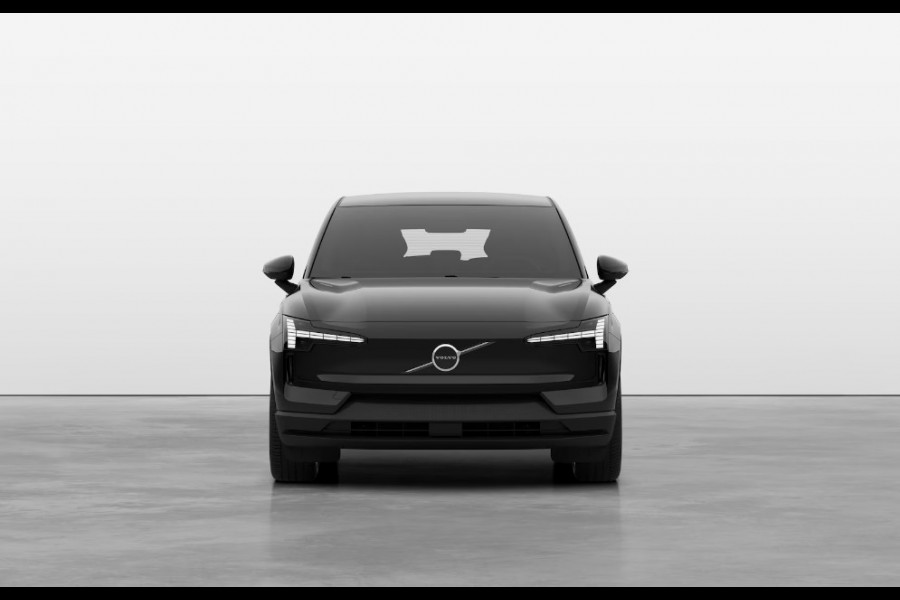 Volvo EX30 272PK Ext. Range Plus / Van €47.825 Voor €40.325!  / Adaptieve cruise control / BLIS / Parkeersensoren met camera / Elektrische achterklep / 20" velgen / getint glas / Stoel en stuurwielverwarming / Google infotainment / Keyless entry
