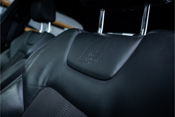 Audi A6 Limousine 55 TFSI e quattro Competition - S6 diffuser l Panorama l Softclose l B&O | Trekhaak