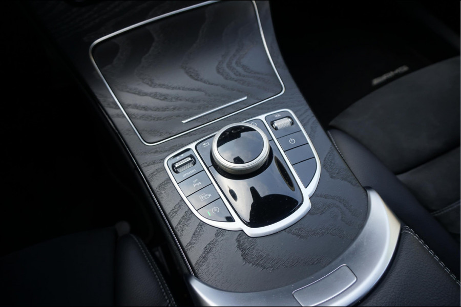 Mercedes-Benz C-Klasse Estate 180 Business Solution AMG Aut9 | NL AUTO (NAP) | FACELIFT MODEL | 360 camera TOPVIEW | Trekhaak | Apple Carplay | Lederen Sportinterieur | WideScreen Navi | Volledig Digitaal Dashboard | AMG Exterieur AMG Interieur |