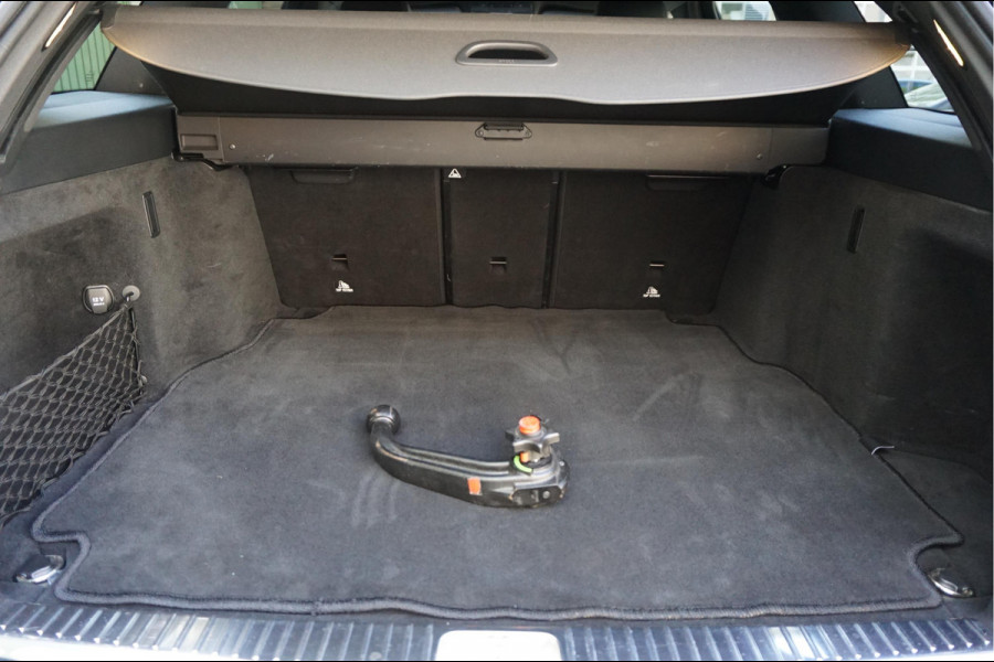 Mercedes-Benz C-Klasse Estate 180 Business Solution AMG Aut9 | NL AUTO (NAP) | FACELIFT MODEL | 360 camera TOPVIEW | Trekhaak | Apple Carplay | Lederen Sportinterieur | WideScreen Navi | Volledig Digitaal Dashboard | AMG Exterieur AMG Interieur |