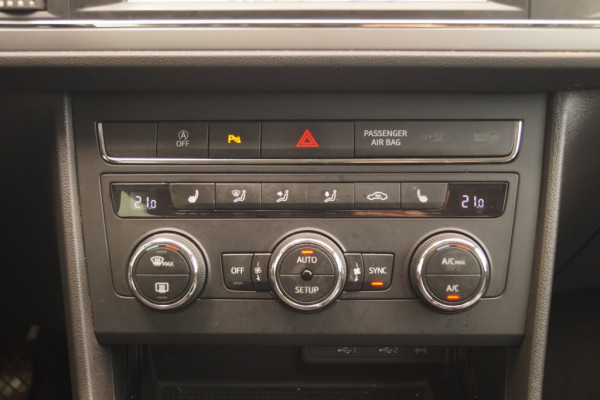 Seat Leon ST 1.6 TDI 115pk Style -NAVI-ECC-PDC-