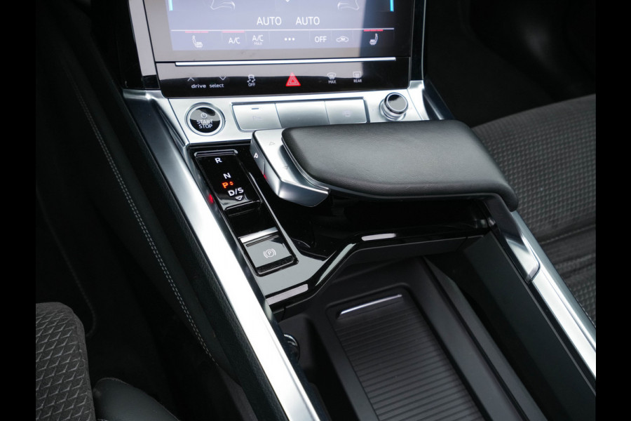 Audi e-tron 50 Quattro S-Line-Edition 71 kWh [ 3-Fase ] (INCL-BTW) *PANO | LEATHER-ALCANTARA | DIGI-COCKPIT | FULL-LED | ADAPTIVE-CRUISE | MEMORY-PACK | SPORT-SEATS | AIR-SUSPENSION | NAVI-FULLMAP | HEATED-SEATS | DAB | SHIFT-PADDLES |  21''ALU*
