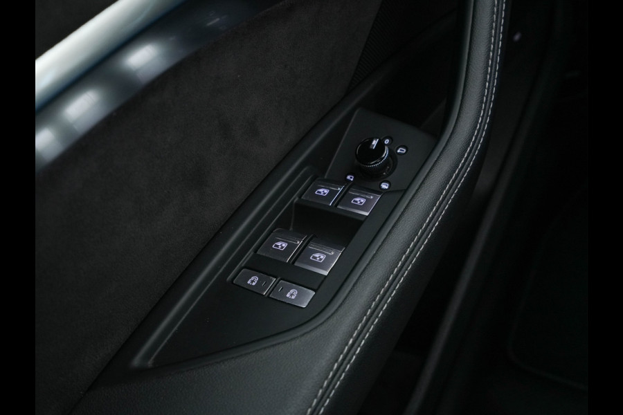 Audi e-tron 50 Quattro S-Line-Edition 71 kWh [ 3-Fase ] (INCL-BTW) *PANO | LEATHER-ALCANTARA | DIGI-COCKPIT | FULL-LED | ADAPTIVE-CRUISE | MEMORY-PACK | SPORT-SEATS | AIR-SUSPENSION | NAVI-FULLMAP | HEATED-SEATS | DAB | SHIFT-PADDLES |  21''ALU*