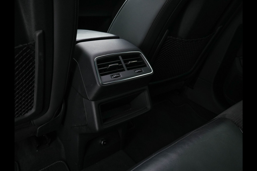 Audi e-tron 50 Quattro S-Line-Edition 71 kWh [ 3-Fase ] (INCL-BTW) *PANO | LEATHER-ALCANTARA | DIGI-COCKPIT | FULL-LED | ADAPTIVE-CRUISE | MEMORY-PACK | SPORT-SEATS | AIR-SUSPENSION | NAVI-FULLMAP | HEATED-SEATS | DAB | SHIFT-PADDLES |  21''ALU*