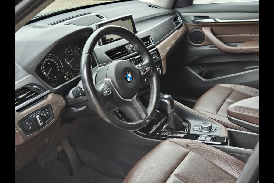 BMW X1 XDRIVE25E X-LINE I MEMORY SEATS I PANORAMA I TREKHAAK I KEYLESS
