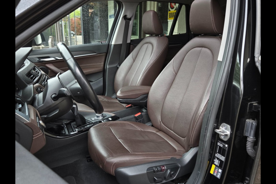 BMW X1 XDRIVE25E X-LINE I MEMORY SEATS I PANORAMA I TREKHAAK I KEYLESS