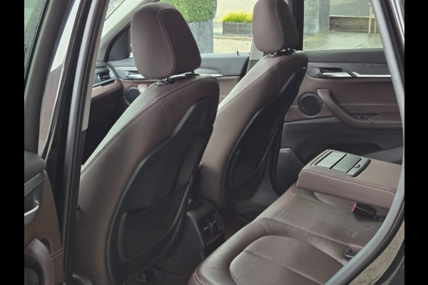 BMW X1 XDRIVE25E X-LINE I MEMORY SEATS I PANORAMA I TREKHAAK I KEYLESS