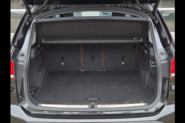 BMW X1 XDRIVE25E X-LINE I MEMORY SEATS I PANORAMA I TREKHAAK I KEYLESS