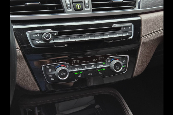 BMW X1 XDRIVE25E X-LINE I MEMORY SEATS I PANORAMA I TREKHAAK I KEYLESS